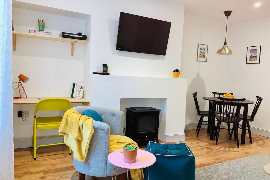The Nook - A Stylish Apartment With Garden, Near The Beach 特维德上游的贝里克 外观 照片